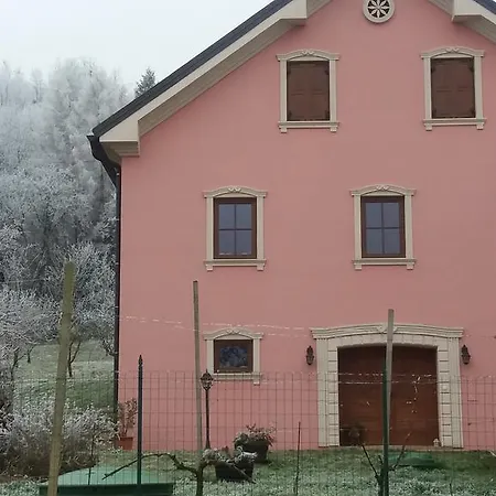 Farm stay Merkez